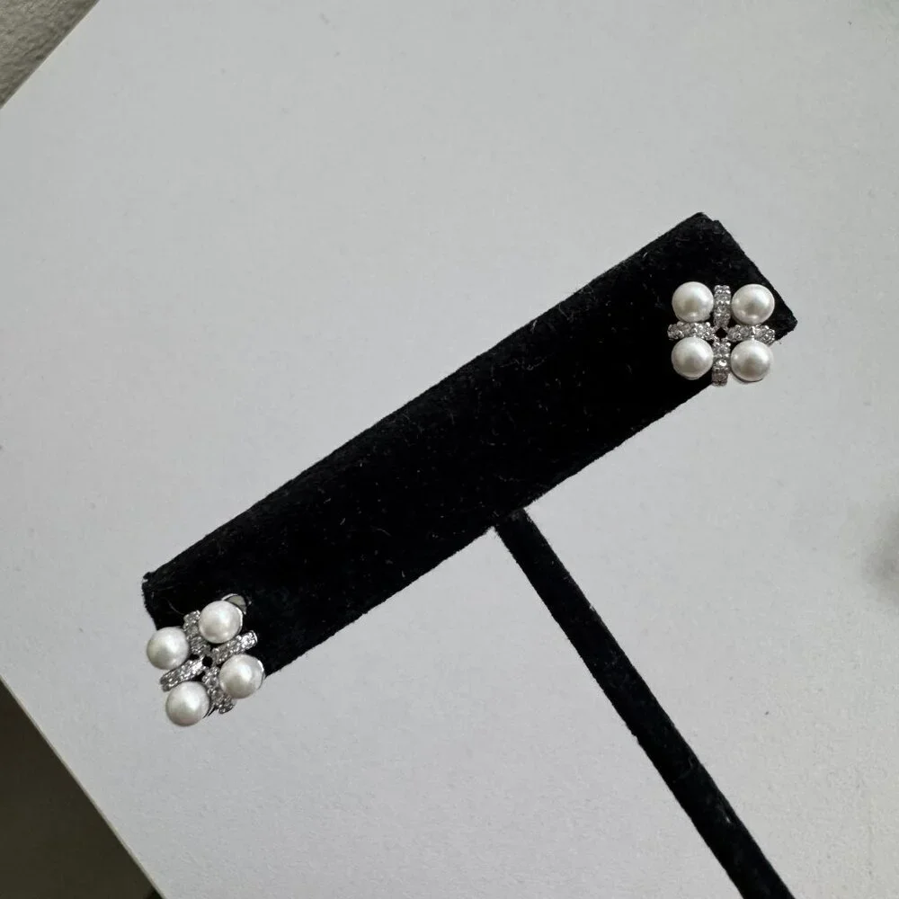 925 Sterling Silver Pearl & CZ Cluster Stud Earrings - Picture 4 of 6